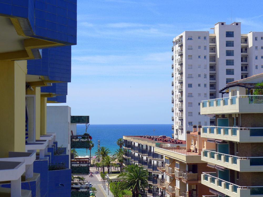 סאלו Rentalmar Alboran Apartments מראה חיצוני תמונה